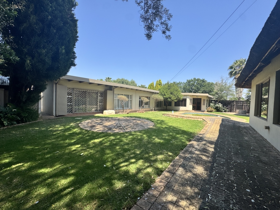 4 Bedroom Property for Sale in Neserhof North West